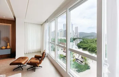 Apartamento com 3 quartos à venda na Rua 3700, Centro, Balneário Camboriú
