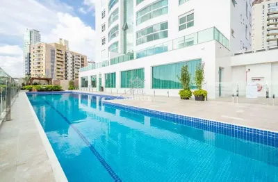 Apartamento com 3 quartos para alugar na Rua Lauro Muller, Fazenda, Itajaí