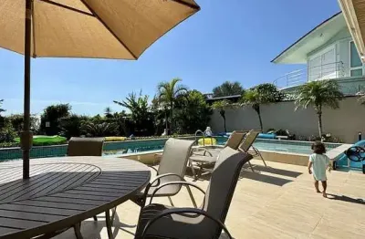 Casa com 6 quartos para alugar na Rua Jaime Jacinto Emerenciano, Praia do Estaleirinho, Balneário Camboriú