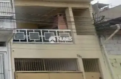 Casa à venda no Parque dos Camargos, Barueri 