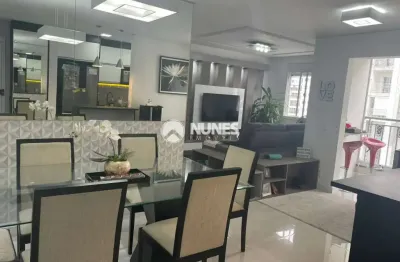 Apartamento de 70m² com 2 dormitórios e 2 vagas de garagem - localização privilegiada