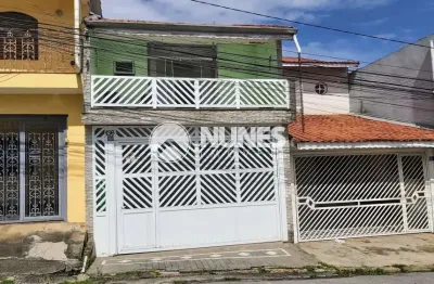 Lindo sobrado em jandira, com excelente localização.