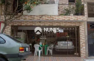 Casa com excelente acabamento, ótima localização, Bairro Conceição em Osasco.