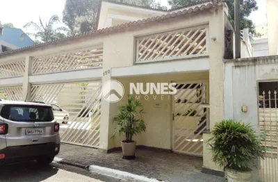 Maravilhosa casa com excelente acabamento - 3 suítes e 4 vagas de garagem - ótima localização,