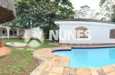 Casa com 6 quartos para alugar no Três Montanhas, Osasco 