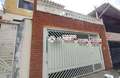 Oportunidade! casa para locação com 03 quartos e vaga de garagem no cipava