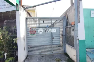 Casa para locação com 03 quartos e vaga de garagem no padroeira - perfeita para a sua família