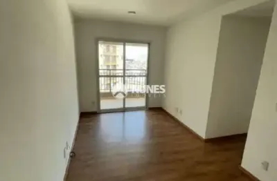 Apartamento com 3 quartos para alugar no Jardim Tupanci, Barueri 