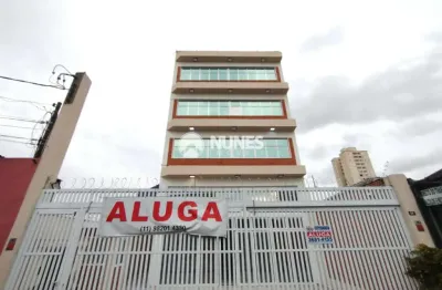 Prédio comercial para locação - 3 pavimentos com elevador - vila yara - pronto para seu negocio