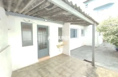 Casa com 1 quarto para alugar no Ayrosa, Osasco 