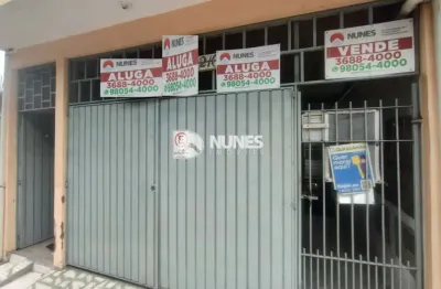 Casa para locação com 03 Quartos e Vaga de garagem no Bandeiras