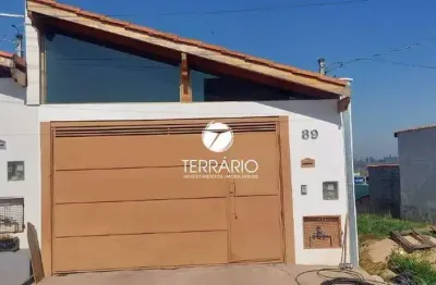 Casa à venda no belo horizonte em varginha com 2 quartos, 1 banheiro, churrasqueira e 2 vagas