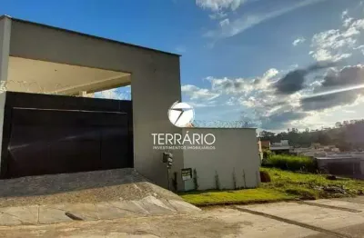 Casa à venda no vila verde em varginha com 3 quartos, 2 suítes, 4 banheiros e 4 vagas