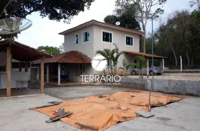 Rancho à venda na zona rural em três pontas com 800,00m², churrasqueira e 3 quartos