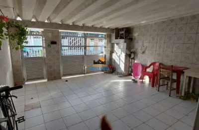 Casa com 2 quartos à venda na professor cleobolo amazonas duarte, 103, vila jockei clube, são vicente por r$ 490.000