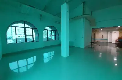 Ponto comercial com 1 sala para alugar na rua onze de junho, 96, itararé, são vicente por r$ 10.500