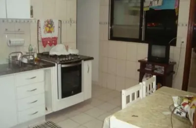 Casa com 2 quartos à venda na rua santo antônio, 276, jardim guassu, são vicente por r$ 380.000