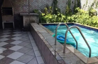 Casa com 4 quartos à venda na rua pero vaz de caminha, 149, vila valença, são vicente por r$ 1.200.000