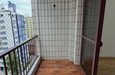 Apartamento com 2 quartos para alugar na rua freitas guimarães, 265, itararé, são vicente por r$ 3.400