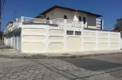 Casa com 2 quartos à venda na Rua Honduras, Guilhermina, Praia Grande