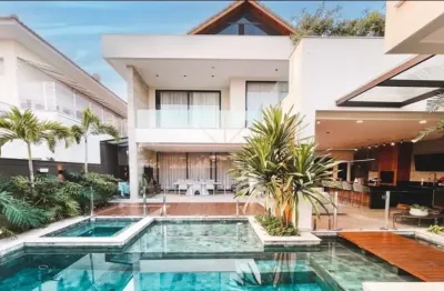 Casa triplex à venda em condomínio del lago, barra da tijuca.