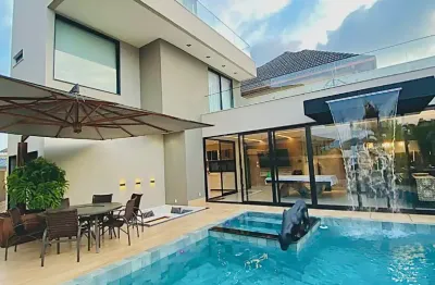 Casa à venda no condomínio riviera del sol, recreio dos bandeirantes.