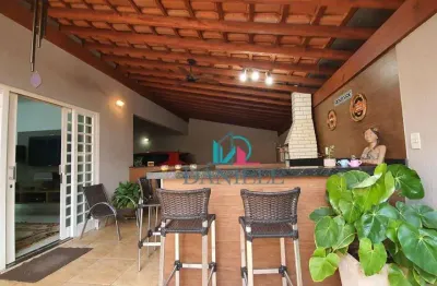 Casa térrea com 3 dormitórios localizada no bairro jardim morumbi.