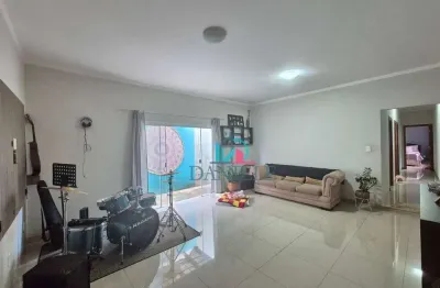 Casa com 3 quartos à venda no Jardim Eliana, Araraquara 