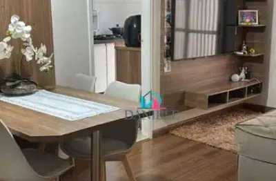 Casa térrea com 2 dormitórios localizada no condomínio villaggio do sol.