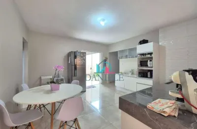 Casa com 3 quartos à venda na Rua Arquiteto Carlos do Amaral Sampaio, --, Parque Residencial Vale do Sol, Araraquara