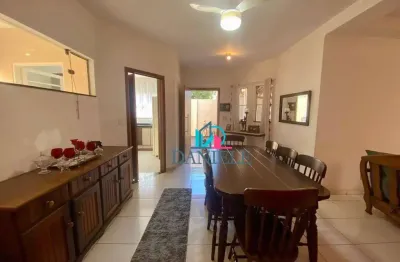 Casa com 5 quartos à venda na Avenida Paulino Rodella, --, Jardim Universal, Araraquara
