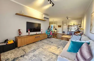 Apartamento com 3 dormitórios localizado no condomínio XV de Novembro.