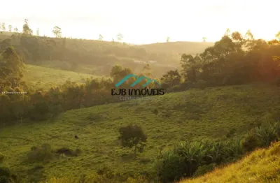 Sítio à venda no bairro zona rural em pedra bela/sp
