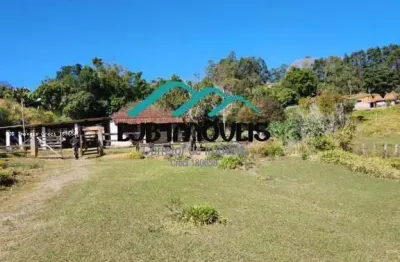 Sítio à venda no bairro zona rural em pedra bela/sp