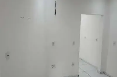 Casa com 2 quartos para alugar na Avenida Samuel Martins, Vila Progresso, Jundiaí