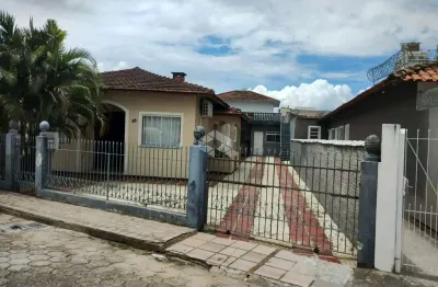 Casa com 6 quartos à venda na Rua José Lupércio Lopes, 38, Centro, Palhoça
