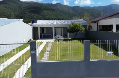 Casa 03 quartos, sendo 01 suíte, à venda, bairro praia de fora, palhoça/sc.