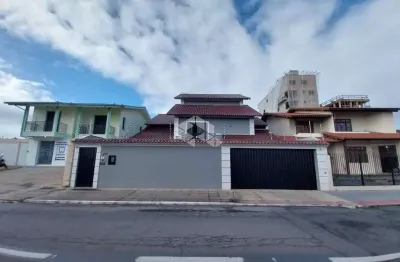 Casa sobrado, 03 quartos, c/ 03 suítes, semi-mobiliado, à venda, centro, palhoça sc