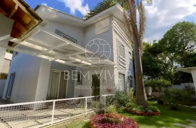 Casa condomínio alto padrão 400m² - 6 quartos (03 suítes) 8 vagas (4 cobertas)4 lareiras