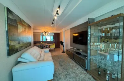 Apartamento espaçoso com 3 quartos, sendo duas suítes em jardim oceania