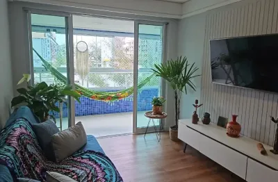 Apartamento espaçoso com 3 quartos, sendo duas suítes. jardim oceania