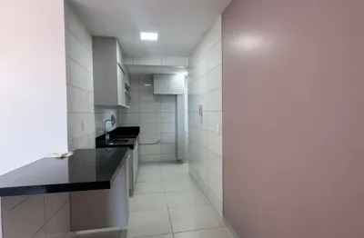 Apartamento com 3 quartos, sendo uma suíte na praia do bessa