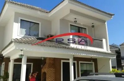 Casa em condomínio de luxo na freguesia (jacarepaguá) com 3 quartos, 3 suítes e 160m² - rio de janeiro-rj