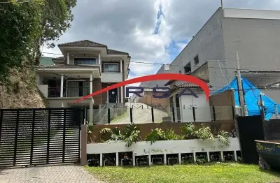 Casa em condomínio de luxo na freguesia (jacarepaguá) com 3 quartos, 3 suítes e 160m² - rio de janeiro-rj