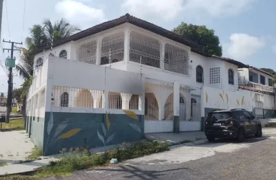 Alugo ou vendo linda casa tipo sobrado, no centro de salinas-pa