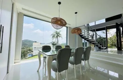 Casa em condomínio fechado com 3 quartos para alugar na Avenida das Arapongas, 1265, Ariribá, Balneário Camboriú