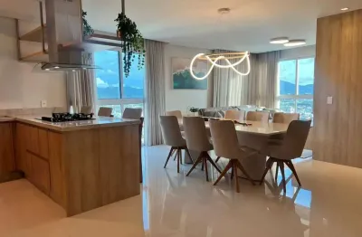 Apartamento com 3 quartos para alugar na Rua 2300, 550, Praia das Taquaras, Balneário Camboriú