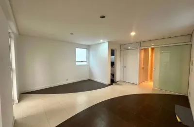 Sala comercial para alugar na Rua Protásio Boaventura Caetano, 56, Pioneiros, Balneário Camboriú