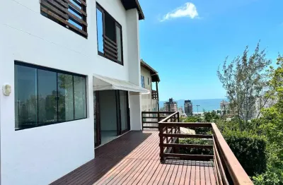 Casa com 3 quartos para alugar na Rua Dona Ney Vianna Zaguini, 123, Praia Brava, Itajaí