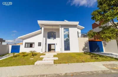 Linda casa no urbanova novinha com 335 m2, com 4 dormitórios 2 suites